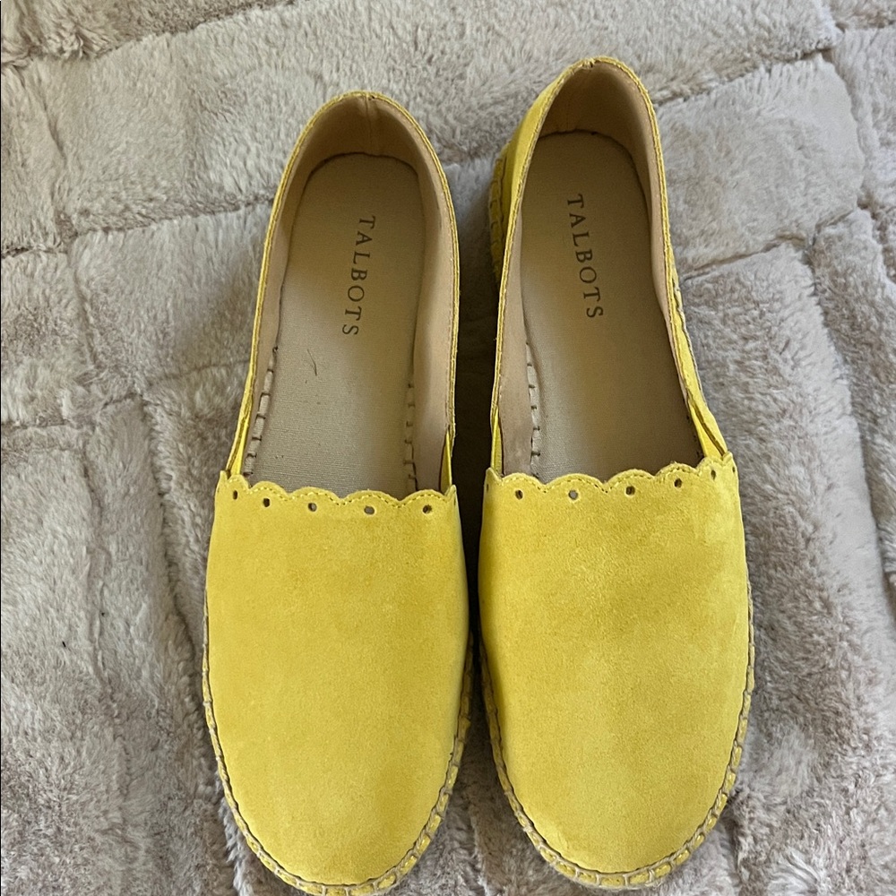 Talbots Izzy Scallop Marigold Suede Espadrilles New - 8.5 - Picture 3 of 11